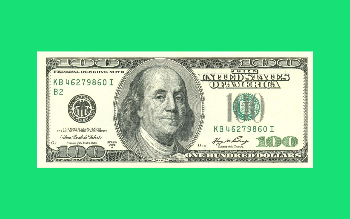 Бенджамин Франклин на 100 долларах. 100 Долларов. Доллар купюра. Долларовая купюра. 2590 долларов в рублях
